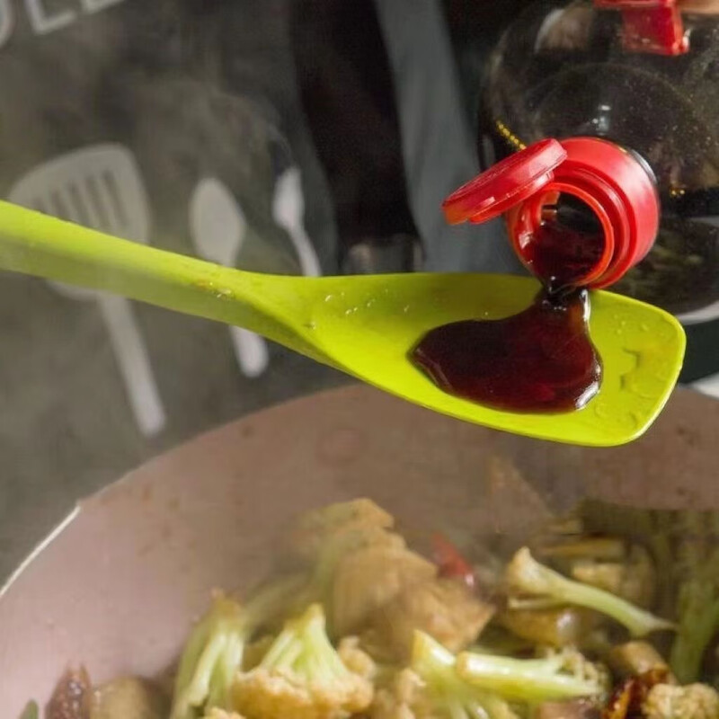 Food grade silicone spatula, non-stick pan, cooking spoon, small spatula, food supplement, frying spatula, salad spatula, household high temperature resistant kitchen utensil spatula, random color salad concave spatula 1