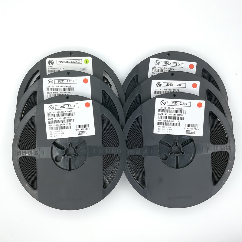 The whole tray of SMD light-emitting diodes 0805 SMD LED lamp beads highlight red, green, blue, white, yellow and purple two-color 0805 red and green two-color, 3000 pcs per tray