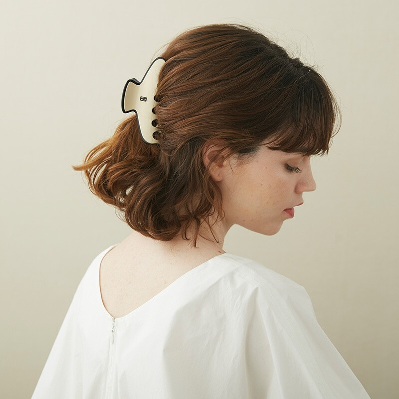 ALEXANDRE DE PARIS New Year's gift, same style as the star, messenger large gripping clip, shark clip, large size - Y beige
