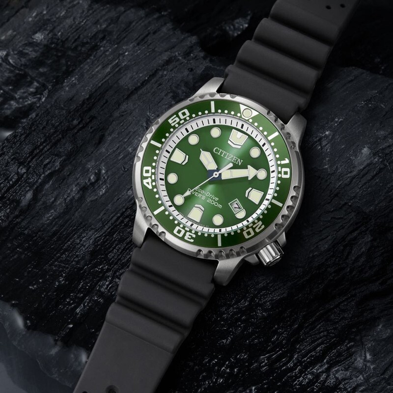 CITIZEN watch men's Japanese and Korean watch green water ghost light kinetic energy day display PU with sports New Year gift BN0158-18X