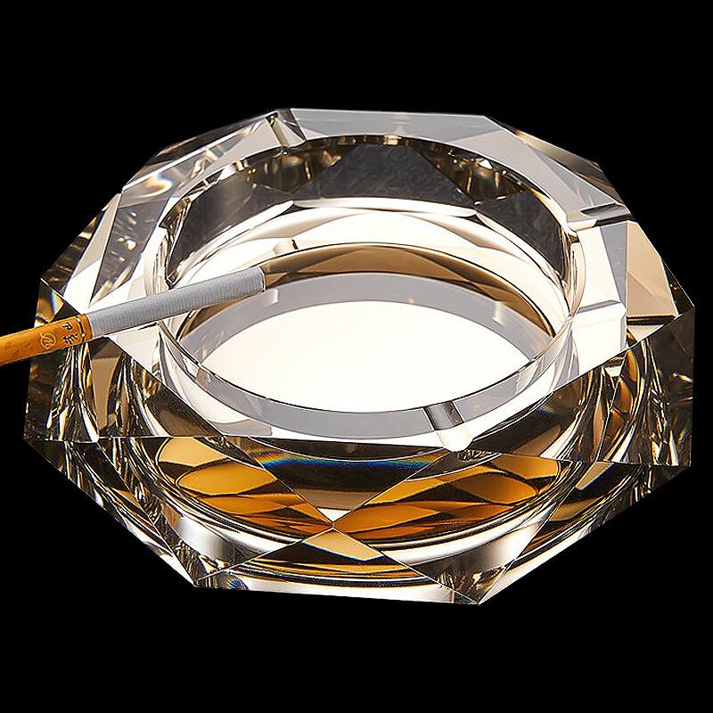 VINOS ashtray creative personalized glass ashtray large men's home office KTV club home furnishings crystal ashtray champagne gold 20CM