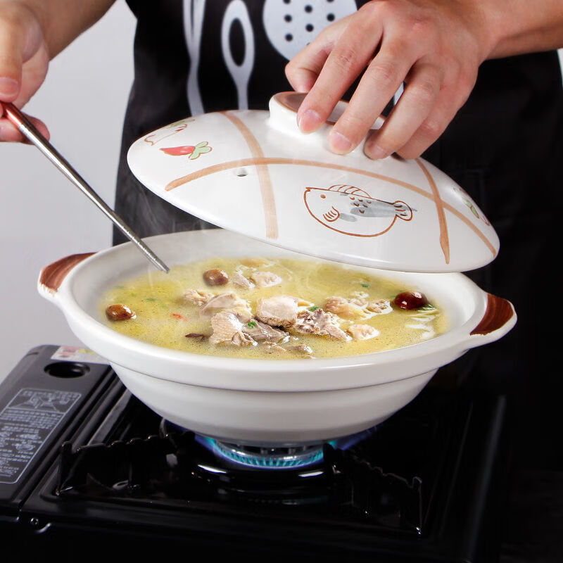 NUOLIKES ceramic alcohol stove casserole household high temperature resistant soup pot clay pot rice stew stew meat shallow pot dry-fired ceramic pot shallow pot + three-legged alcohol stove 10 inches