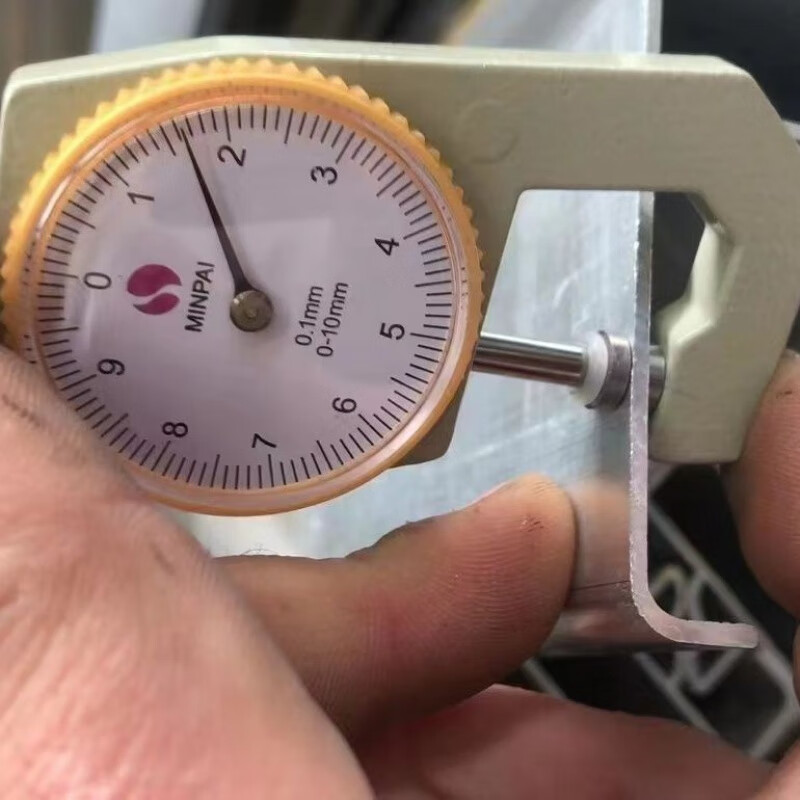 Meikejie thickened aluminum alloy electric skylight roof manual shading basement cement table sunroom pitched roof customization thickened large opening 940*940 with glass gray