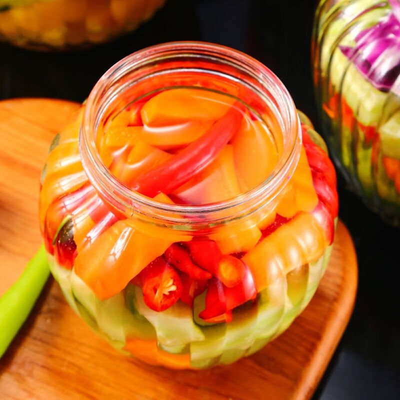 Pickle jar household glass bottle sealed jar pickle storage jar food grade storage pickle bottle pickle jar 69ml thickened glass striped jar 650ml (pack of two)