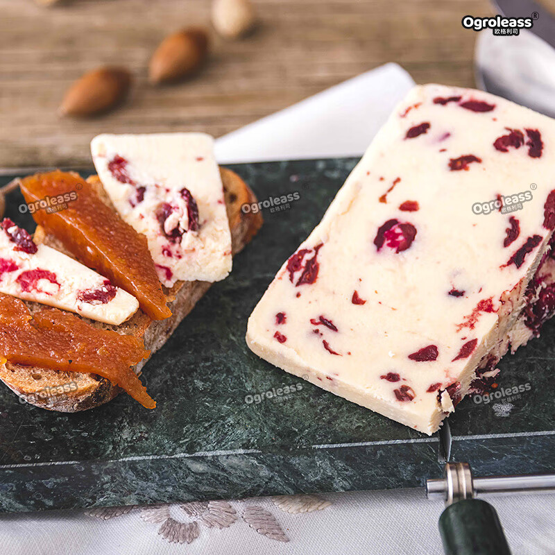 Ogroleass British imported Singleton Wensleydale cheese cheese cheddar cheese cranberry fruit flavor cheese Wensleydale cranberry flavor 400g*1 bag