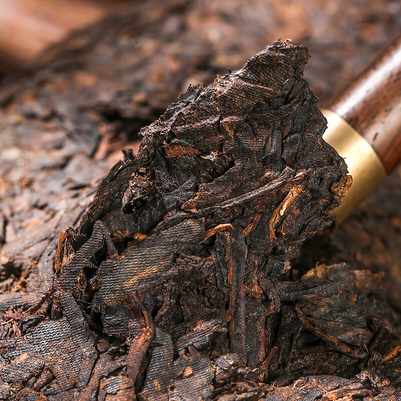 Sanyin Tea Pu'er Tea 10 Years Old Icelandic Raw Tea 6 Years Old Banzhang Menghai Pu'er Ripe Tea Combination Pack 357g*2 Cake