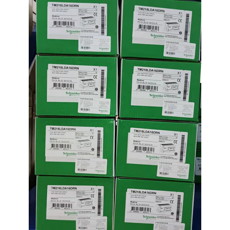 German PLC brand new TM200C16T TM200CE32R TM200CE24R