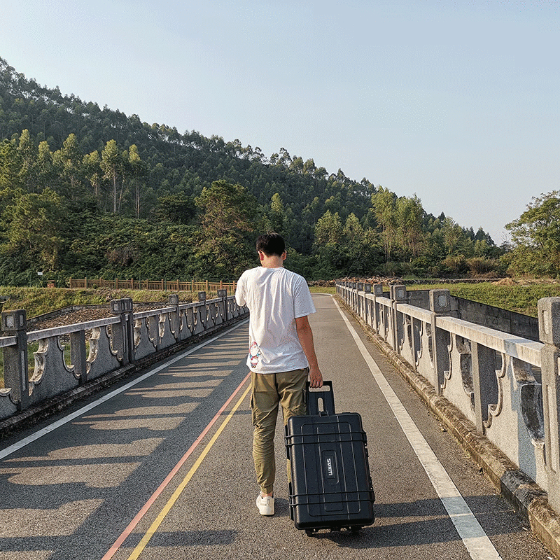 SMRITI heritage protection box black large trolley box thickened waterproof and dustproof multi-functional equipment tool box S5943A black with sponge
