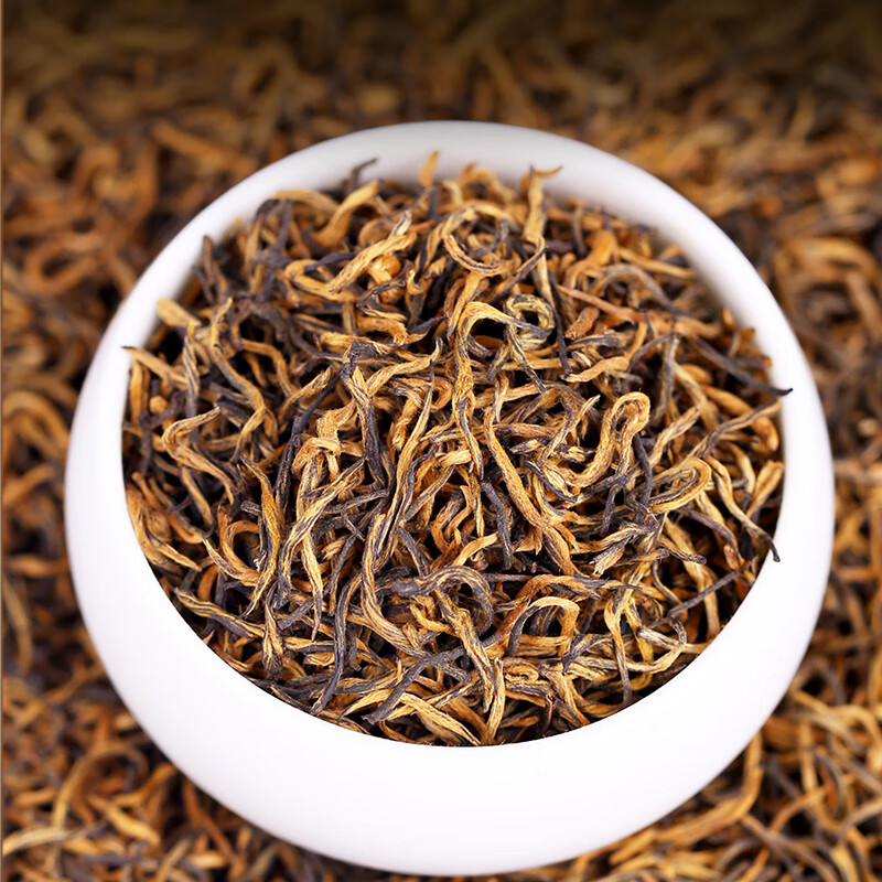 A cup of fragrant tea black tea Wuyishan Jin Junmei 250g 2025 new tea new year's gift box for self-drinking tea