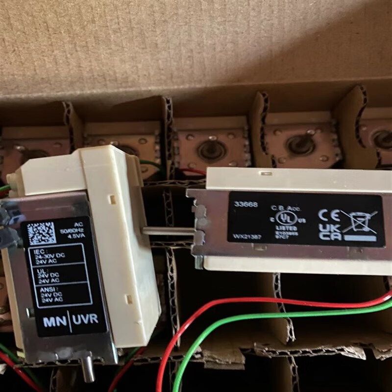NS MT circuit breaker undervoltage release MN/UVR shunt MX-XF opening and closing coil 220V 24V undervoltage MNAC220V 33671