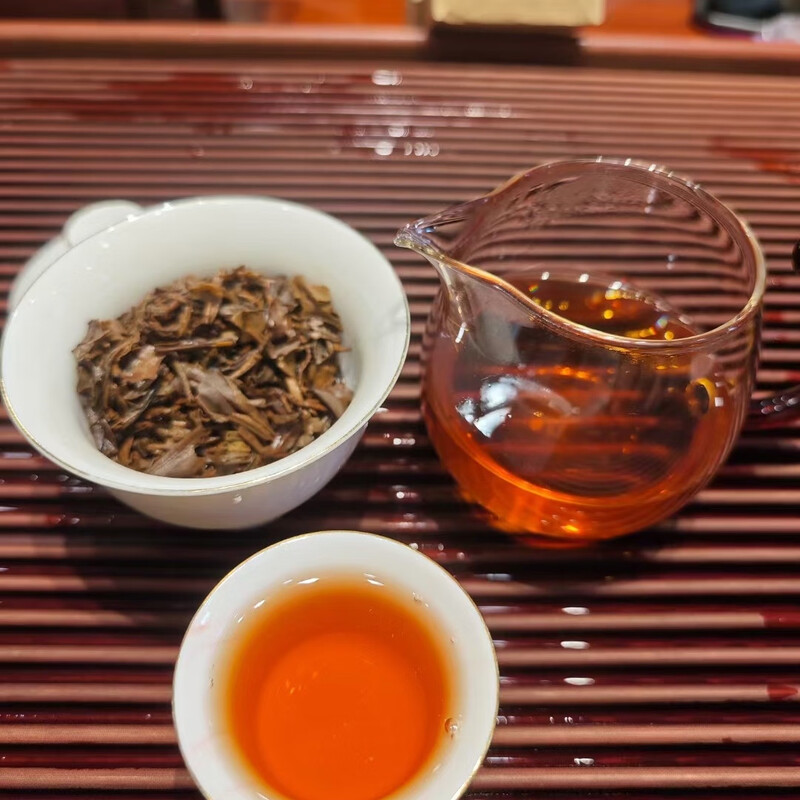 1999 Banzhang Jinhao Yunnan Raw Tea Brown Mountain Ancient Tree Spring Tea Pu'er Tea Tea Bulk Bag 100g