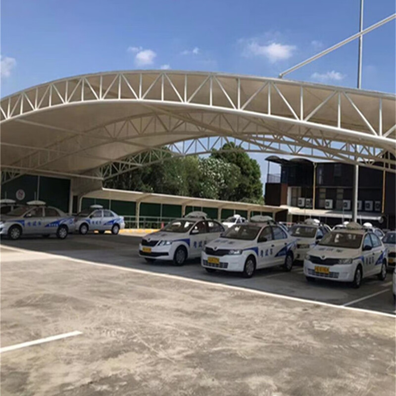 Anting Wheels provides door-to-door pick-up and drop-off training for ladies from all over the city in Shanghai. Accompanying and driving lessons for novices of this race. One-on-one C2 automatic transmission SUV 6-hour package full-week class.