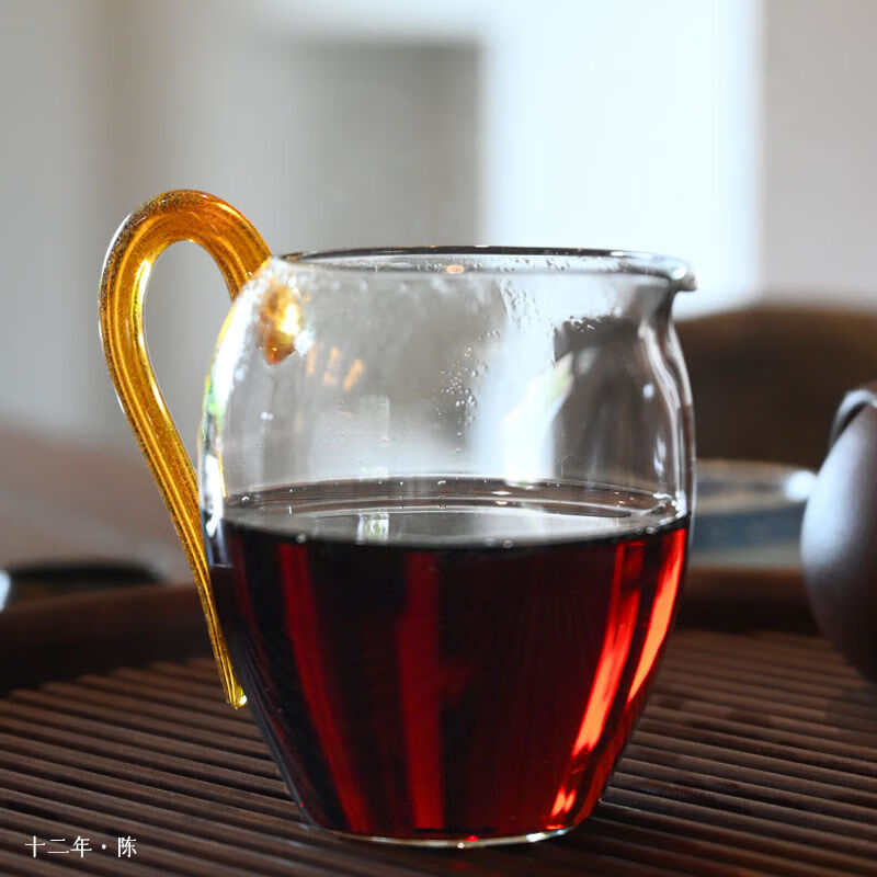 Huangmao 2011 Lao Ban Zhang Ancient Tree Ripe Tea King Tea Area Ripe Tea King Strong and Domineering 357g