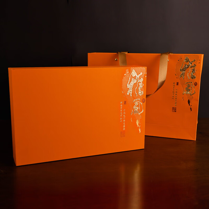 Jingyao duck shit fragrant single cluster tea gift box gift box high mountain Tieguanyin tea Wuyi Dahongpao factory direct sales green Longjing 252g small bubble gift box