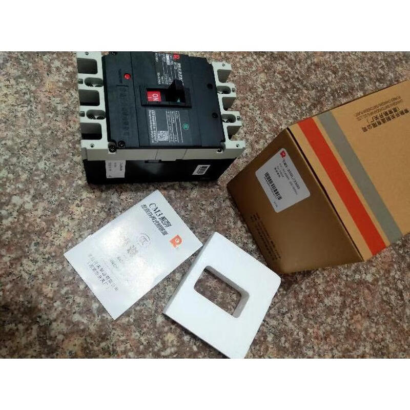 CM3 series air switch plastic case/3P4P leakage protection with complete specifications Changshu switch 1000A 3P