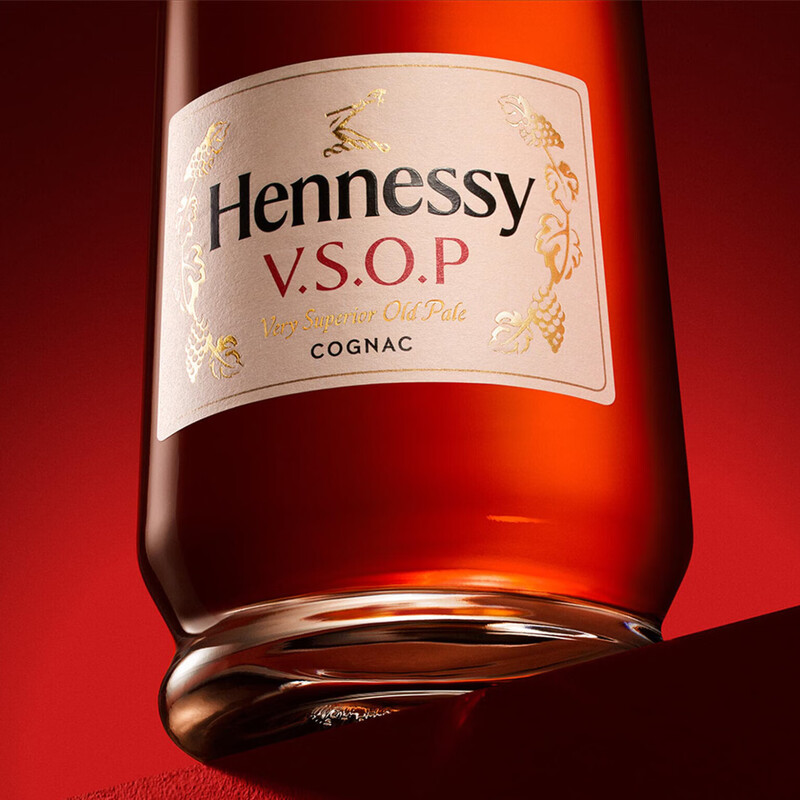 Hennessy VSOP imported from France, cognac, foreign wine and spirits, good choice for business banquets and gifts, VSOP 700mL 6 bottles