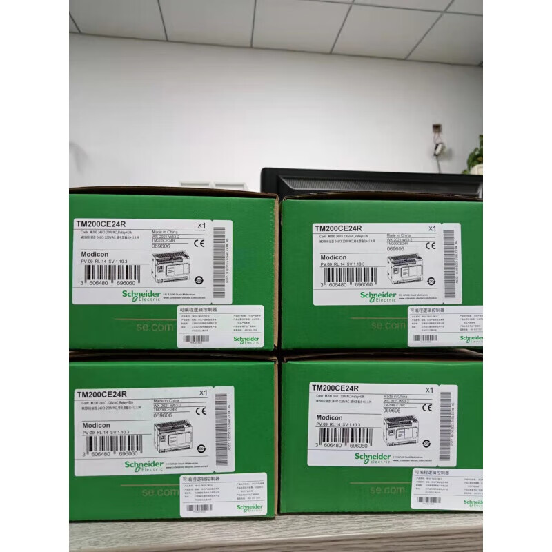 German PLC brand new TM200C16T TM200CE32R TM200CE24R