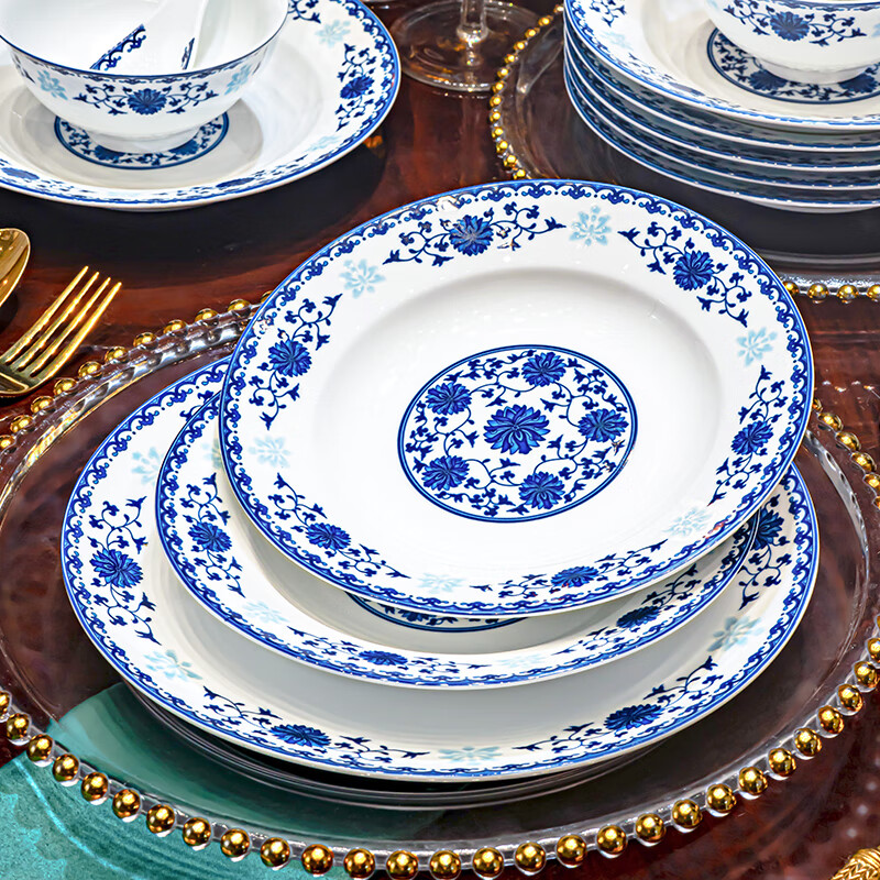 Han Ming underglaze color blue and white porcelain bowls and plates set for home use high-end Jingdezhen ceramic bowls and chopsticks set for housewarming High temperature underglaze color craft丨leather suitcase丨 60-piece set