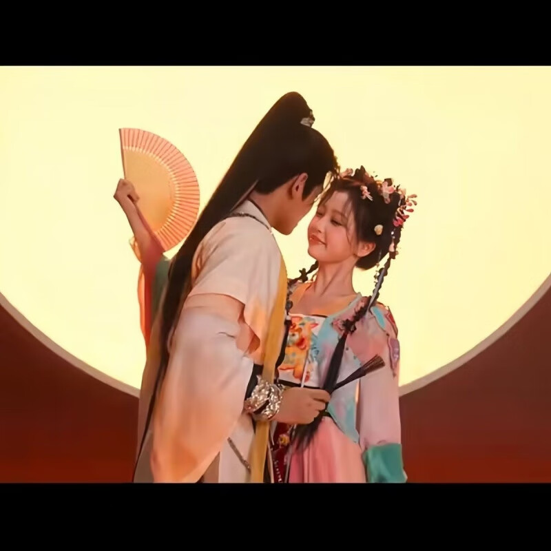 Yongye Xinghe Fan The same style of dancing fan ancient style Send to the Moon fan Yu Shuxin Miaomiao dance fan Xinzhong New Chinese style dance folding fan pink Miaomiao above style without pendant