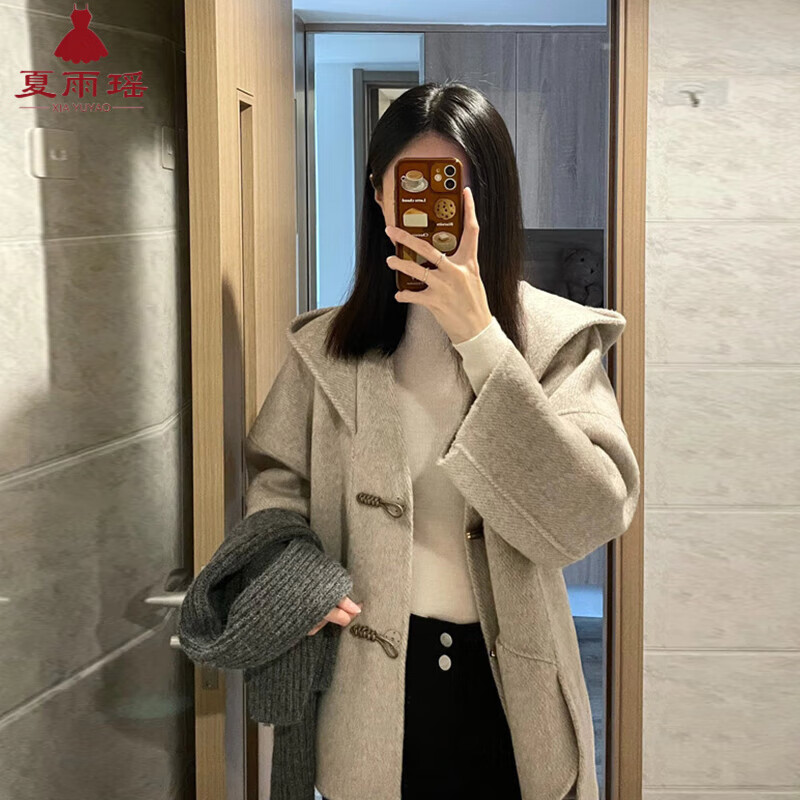 Xia Yuyao short coat jacket for women 2026 spring and autumn new horn button Hepburn style small man hooded top women's Korean oatmeal color XL recommended 110-120 pounds