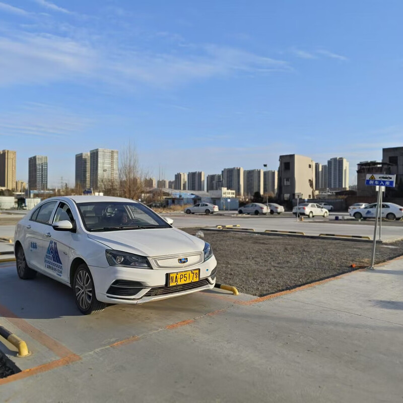 Driving School Service Shaanxi Qingyi Driving School C1 Manual Transmission VIP Class 8800