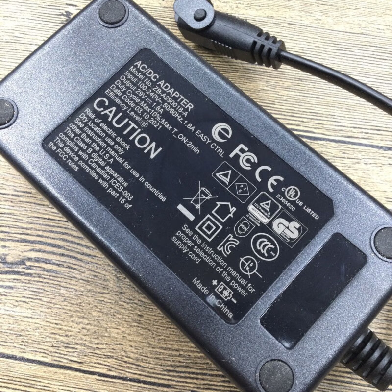 Chivas Regal First Class Electric Massage Sofa 29V1.8A2A Universal Power Cord Adapter Transformer Replacement Non-Original Total Length 2 Meters