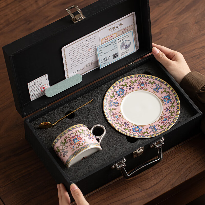 Su's porcelain gilt silver enamel lotus coffee cup pink teacup work by Zheng Wenqiang, a master of intangible cultural heritage