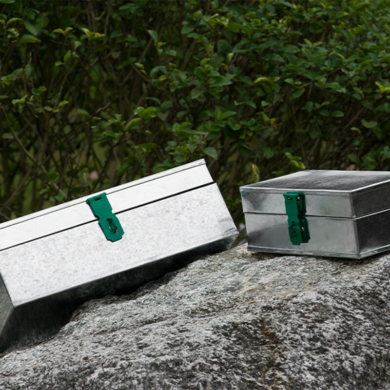 Meikejie galvanized sheet take-out box with lock storage box storage carpentry portable iron box large iron hardware tool box No. 1 storage box tin box + lock