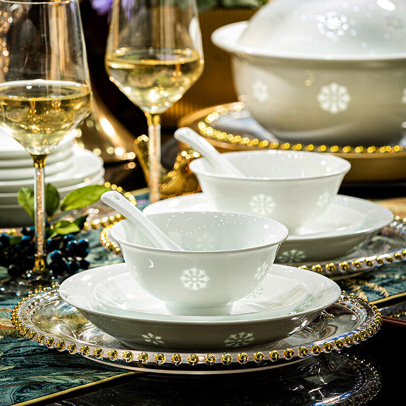 Manyuan underglaze color authentic Jingdezhen high-end porcelain exquisite porcelain tableware dishes set underglaze color housewarming gift box to live and work in peace and contentment Linglong porcelain configuration for 10 people 68-piece set