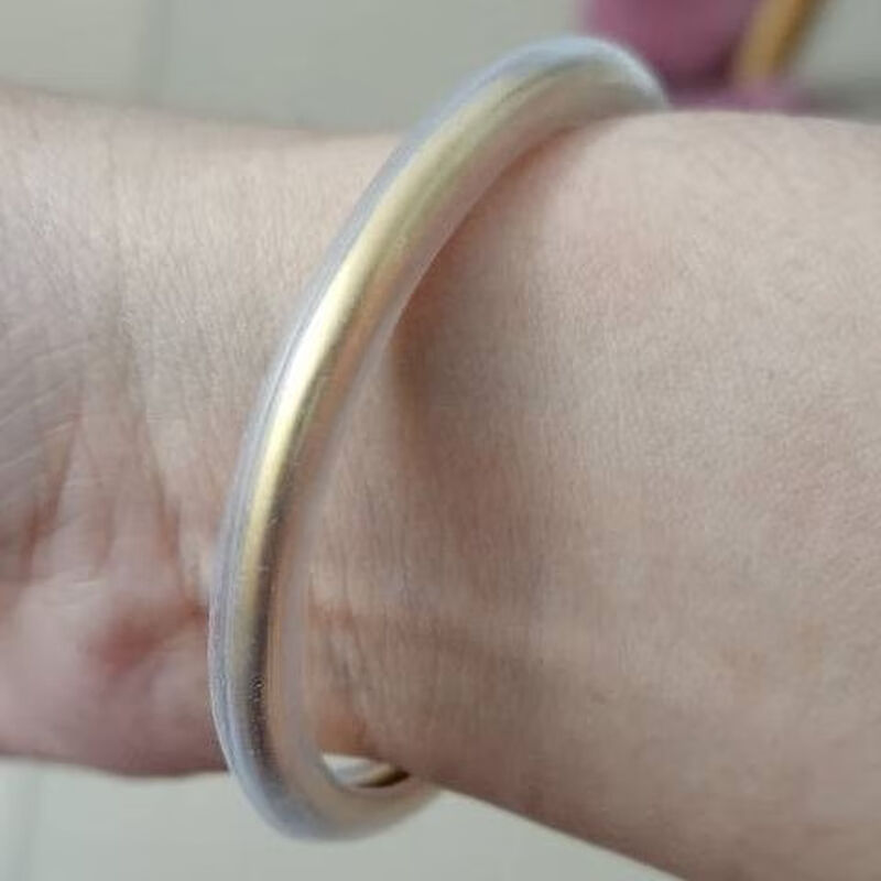 Bracelet protective cover, new jewelry accessories, made of transparent silicone, anti-collision protection, gold bracelet with 50 rings, bracelet thickness 0.3 cm