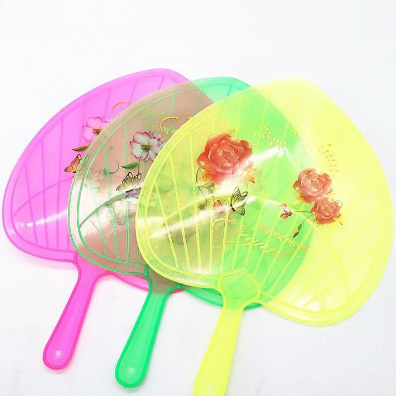 Summer hand fan, banana fan, heart-shaped soft plastic student home fan, mosquito repellent cartoon fan, lace round, 2 pack, random colors, shipped evenly
