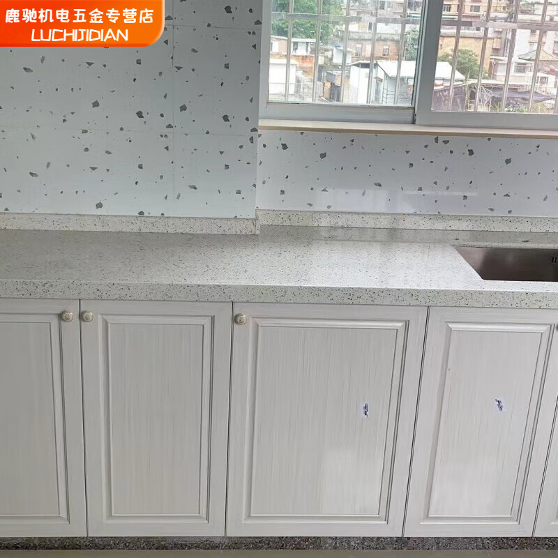 Qinkai custom-made aluminum alloy door cabinets, measuring and measuring in the same city, simple 2 years, one-stop production. Custom-made aluminum alloy door cabinets, measuring and measuring in the same city, simple