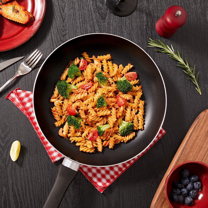 Cui Dahuang pan non-stick pan steak omelette pancake frying pan with lid 28cm induction cooker universal Chinese red ZH28JG