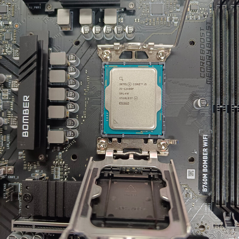 Intel Core i3-14100F 14100 I5-14400F 14490F 14600KF i7-14700 14700KF 14790F i9-14900 14900KF processor CPU i7-14790F brand new in box/three-year warranty