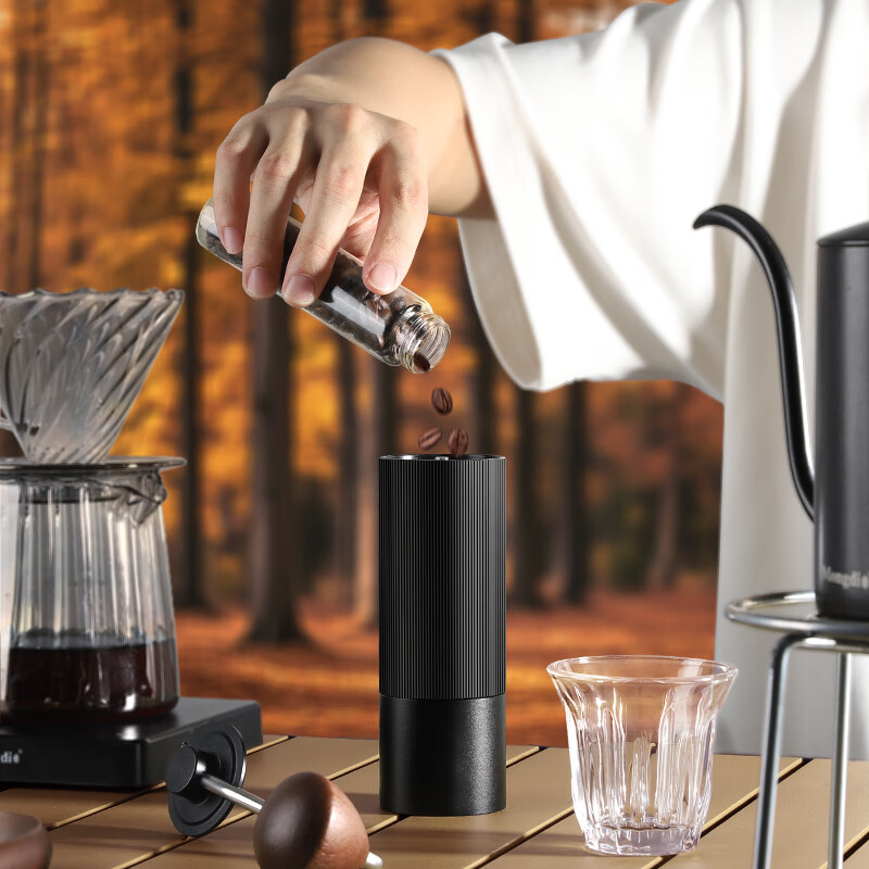 Mongdio hand grinder coffee bean grinder portable hand grinder coffee machine deep space gray-pentagonal grinding core C1 steel core series