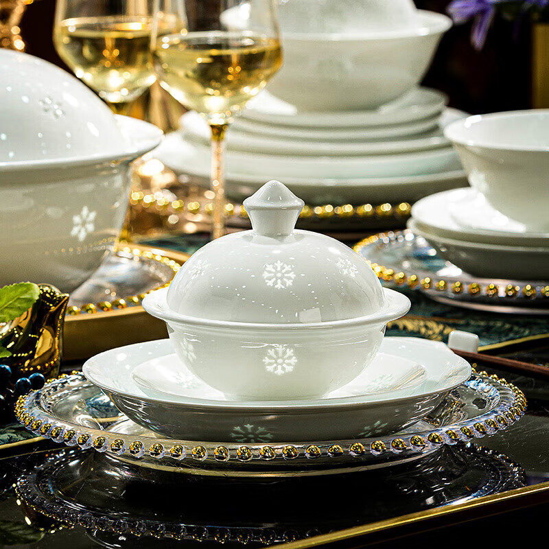 Manyuan underglaze color authentic Jingdezhen high-end porcelain exquisite porcelain tableware dishes set underglaze color housewarming gift box to live and work in peace and contentment Linglong porcelain configuration for 10 people 68-piece set