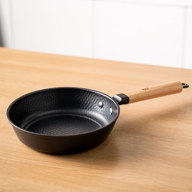 Kanda Iron Crown series three-piece pot set, wok, soup pot and frying pan set, three-piece set (wok 32cm + frying pan 22cm + 2 soup pots