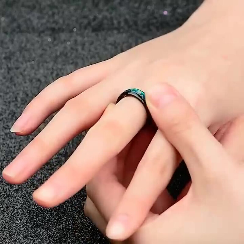 Titanium steel temperature-sensitive electrocardiogram ring ring female heartbeat couple stainless steel ring temperature-sensitive ring red and black No. 11