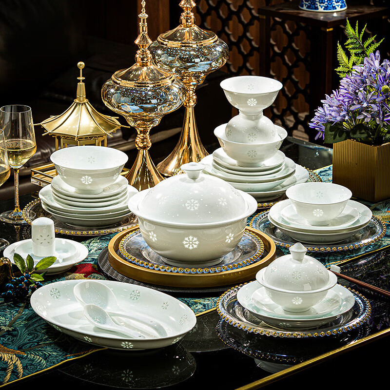 Manyuan underglaze color authentic Jingdezhen high-end porcelain exquisite porcelain tableware dishes set underglaze color housewarming gift box to live and work in peace and contentment Linglong porcelain configuration for 10 people 68-piece set