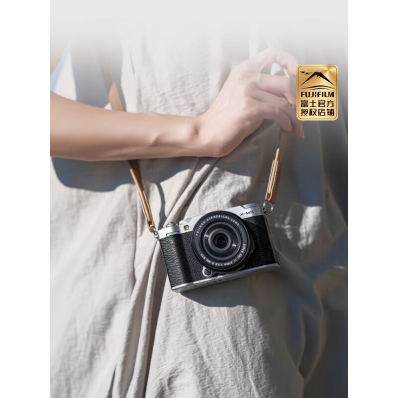 Fuji (FUJIFILM) X-M5/