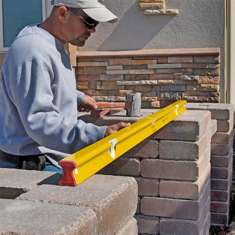 STABILA German original imported R300 series three-bubble thickened aluminum level high precision and high quality (61cm) 18371