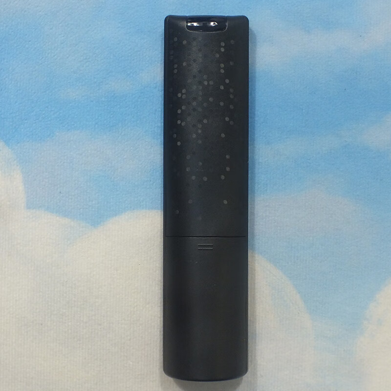 Suitable for starters Hisense Voice TV Remote Control CRF3A71 HZ65A65E Voice Bluetooth Version Hisense TV Remote Control CRF3A71 Voice Bluetooth Version