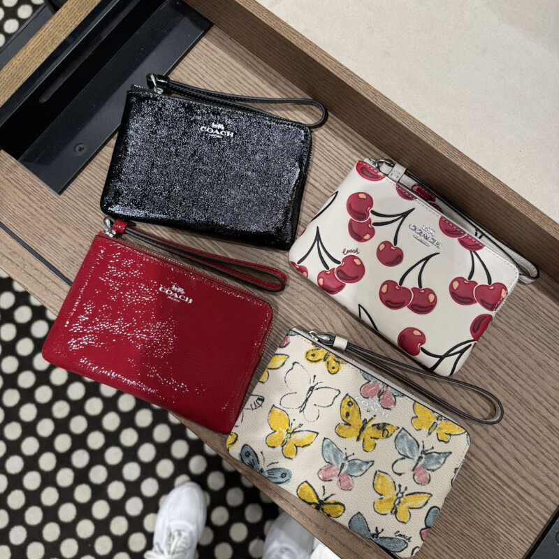 COACH Canada Small Balance Purchasing Agent, Bottom Length 15cm Wrist Bag Coin Pocket Women's Official Flagship White Star Card Holder Gift Box, Bottom Length 15cm