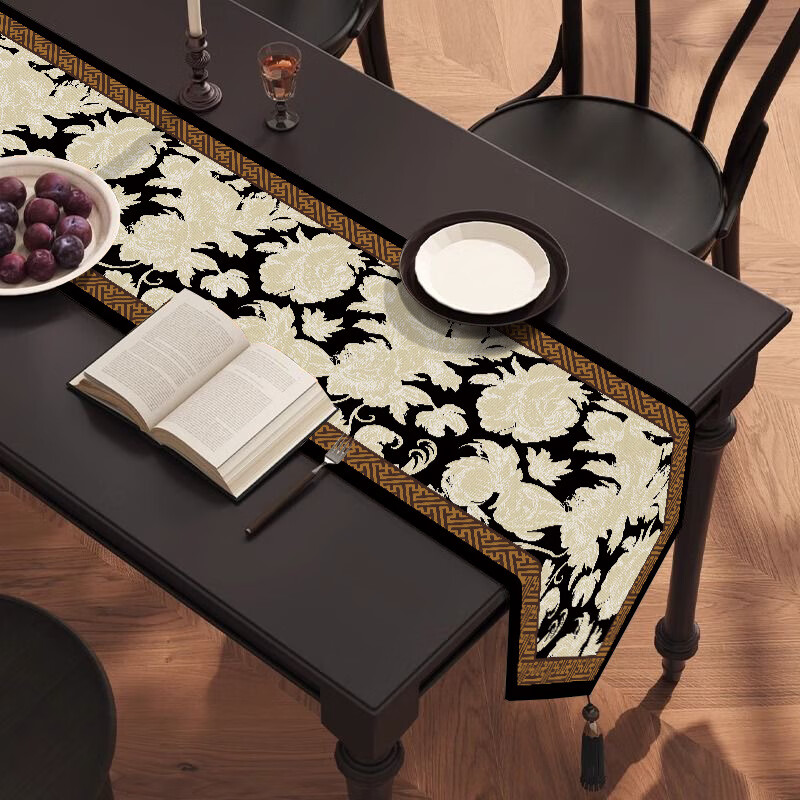 Pure mid-century style dining table and table flag, light luxury, high-end long tea mat, tea table cushion, sideboard, thickened tablecloth, coffee table and tea flag, Huafuluoye 30*140cm cotton and linen + round bead tassel black