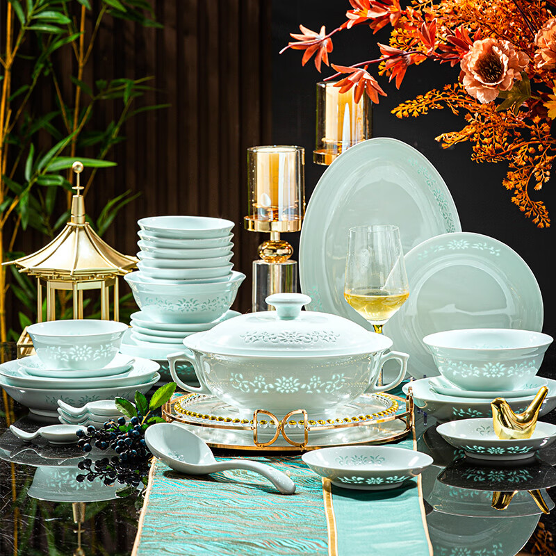 Yueyan Tingge Jingdezhen high-end underglaze color celadon exquisite bowl and dish set household tableware complete set housewarming wedding new home gift jade exquisite 68 pieces for 10 people