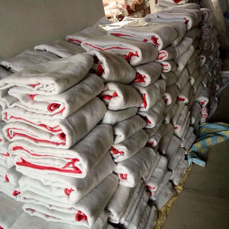 Fire blanket ceramic fiber fire blanket 2mm 3mm 5mm high temperature resistant ceramic fiber fire blanket welding blanket 3mm_1 1 meter