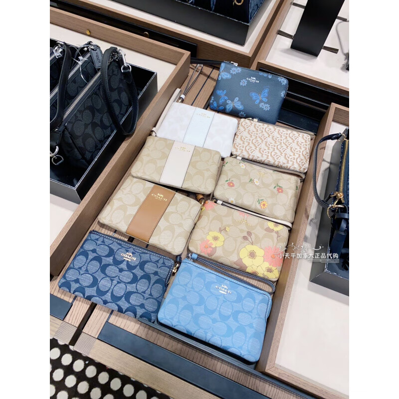 COACH Canada Small Balance Purchasing Agent, Bottom Length 15cm Wrist Bag Coin Pocket Women's Official Flagship White Star Card Holder Gift Box, Bottom Length 15cm