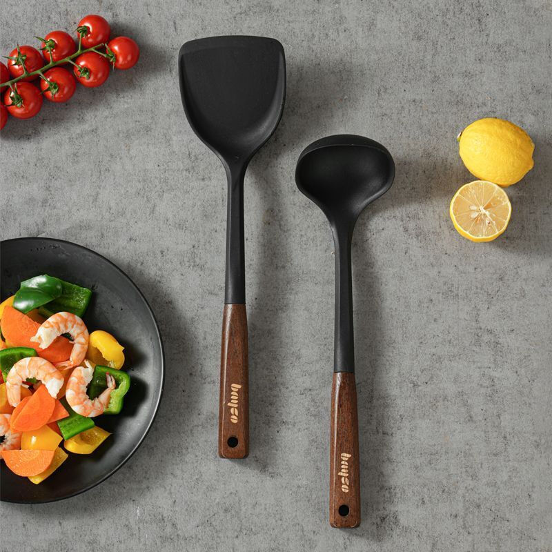 Bayco wooden handle silicone spatula food grade high temperature resistant cooking pot spatula non-stick spatula BC5615