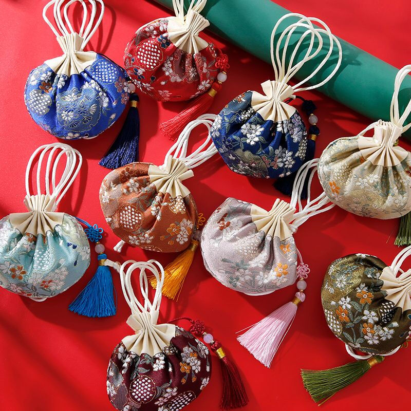 Dragon Boat Festival high-end brocade sachet, antique sachet, tassel sachet, empty bag, mosquito repellent, car pendant, Hanfu, off-white