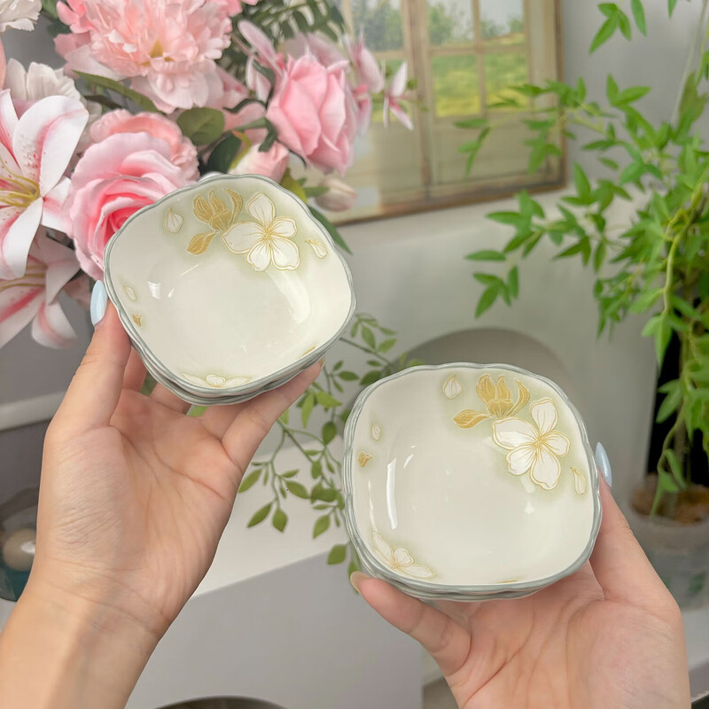 Seto-yaki gold leaf ceramic bowls and plates, high-looking plates, rice bowls, soup bowls, home dining plates, fish plates, 4-pack, Seto-yaki 4-inch flavor plates